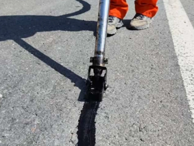 What Is Asphalt Sealant? What Are The Characteristics?