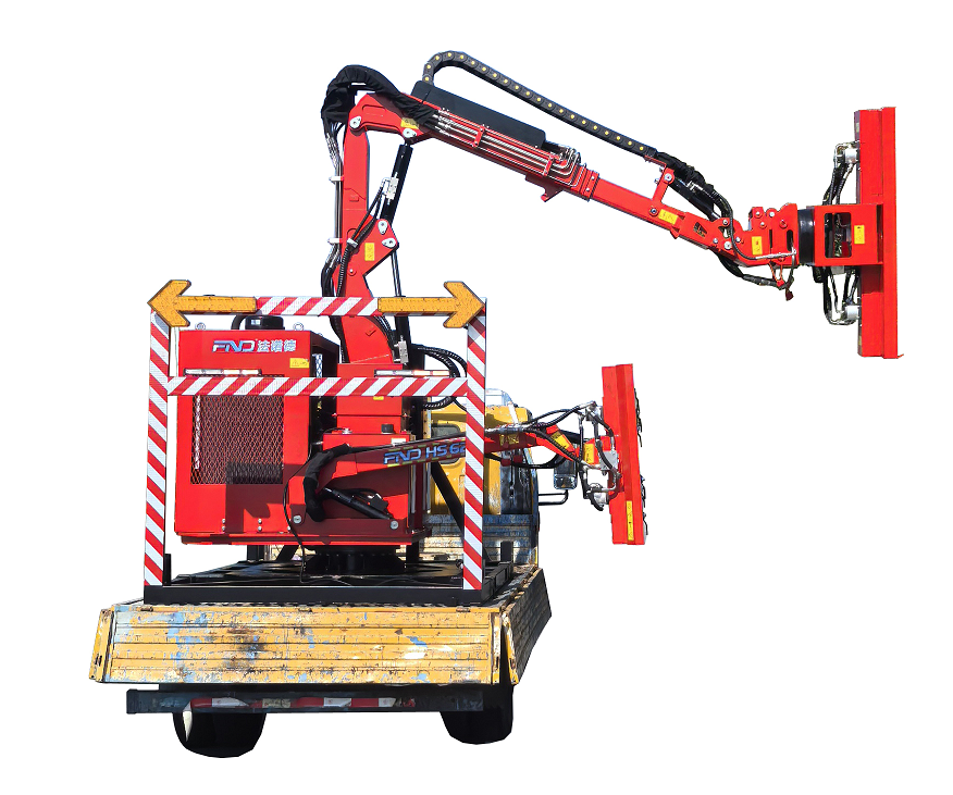 Vehicle-Mounted Hedge Trimmer